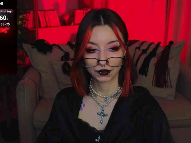 MistressMarcelline webcam