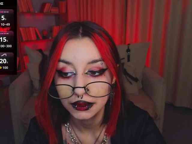 MistressMarcelline webcam