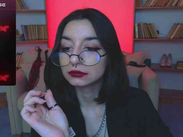MistressMarcelline webcam
