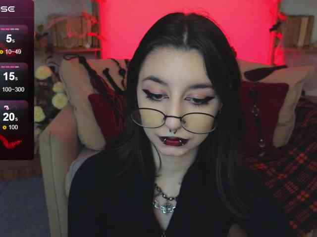 MistressMarcelline webcam