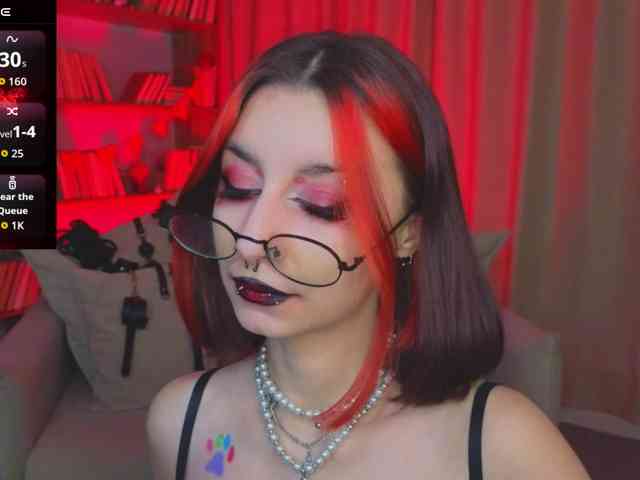 MistressMarcelline webcam