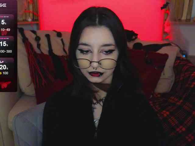 MistressMarcelline webcam