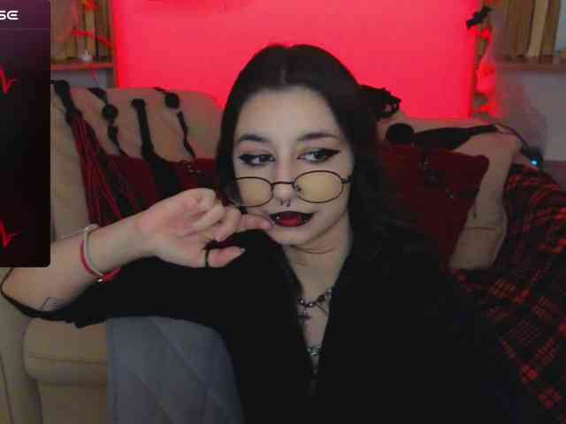 MistressMarcelline webcam