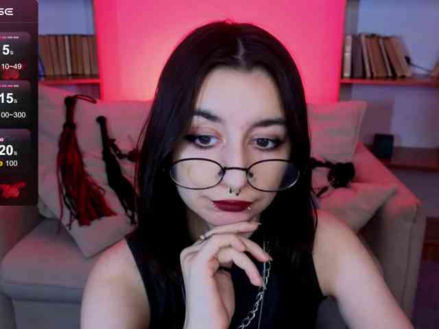 Модель: MistressMarcelline