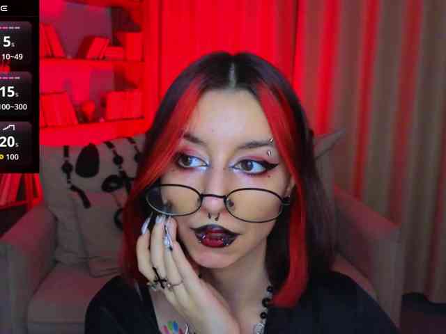 MistressMarcelline webcam