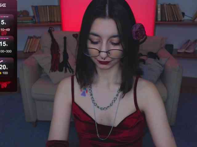 MistressMarcelline webcam