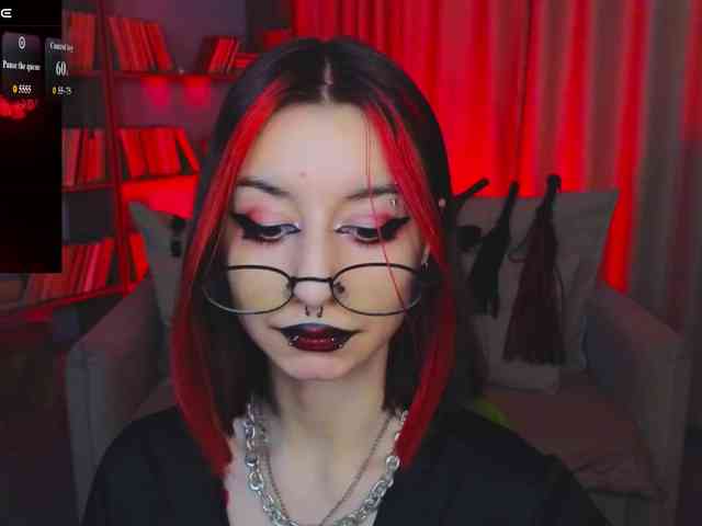 MistressMarcelline webcam