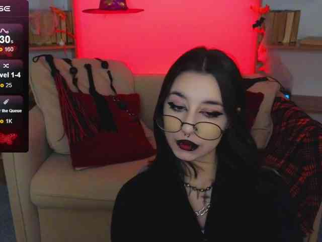 MistressMarcelline webcam