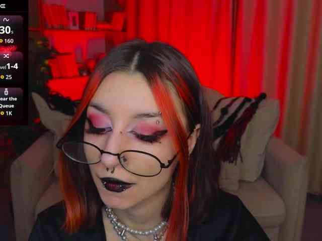 MistressMarcelline webcam