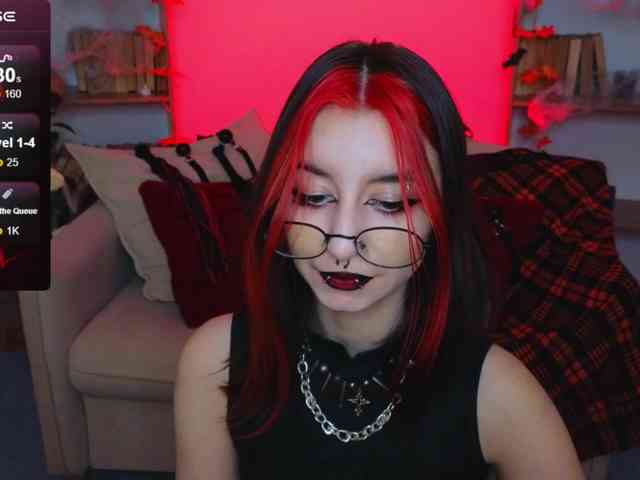 MistressMarcelline webcam