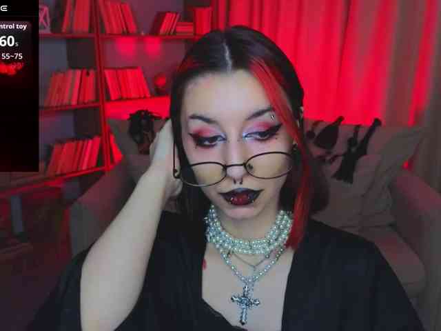 MistressMarcelline webcam