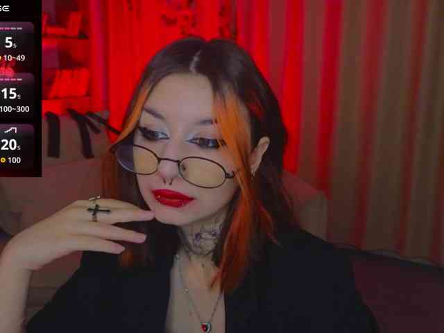 MistressMarcelline webcam