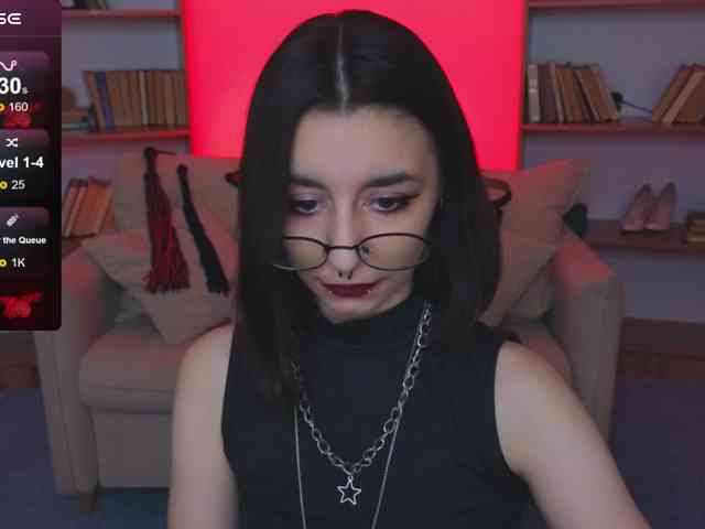 MistressMarcelline webcam