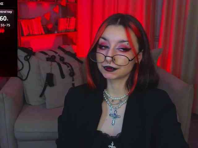 MistressMarcelline webcam