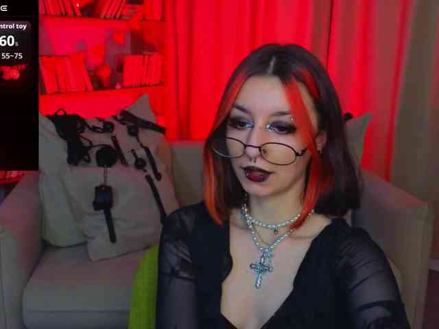 MistressMarcelline webcam