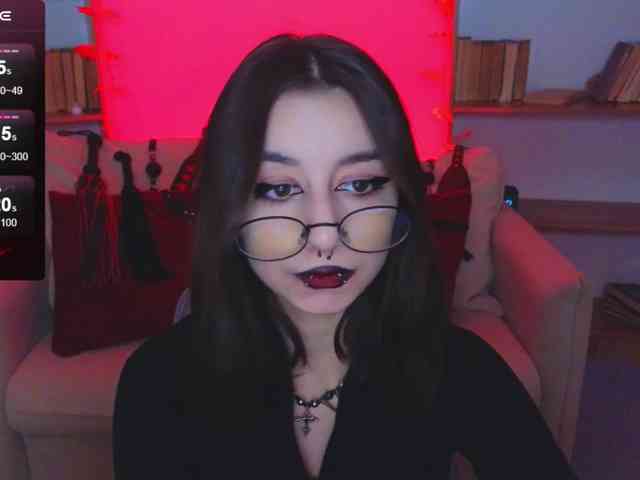 MistressMarcelline webcam