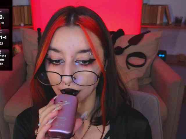 MistressMarcelline webcam