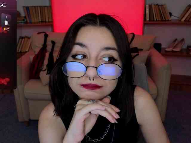 MistressMarcelline webcam