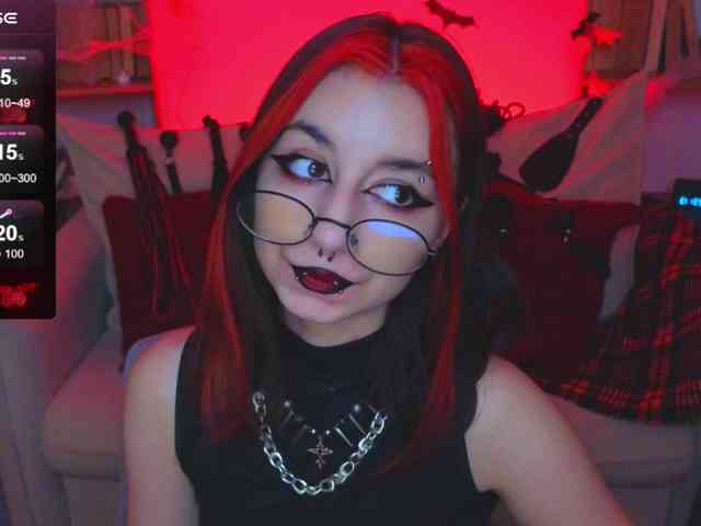 MistressMarcelline webcam