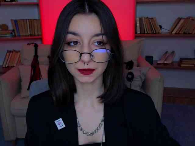 MistressMarcelline webcam