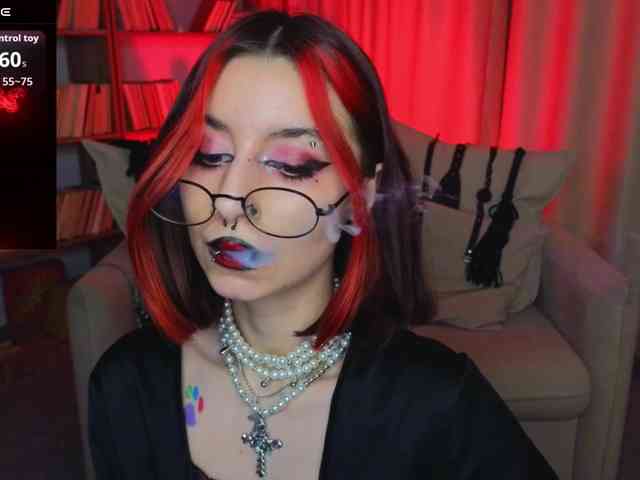 MistressMarcelline webcam