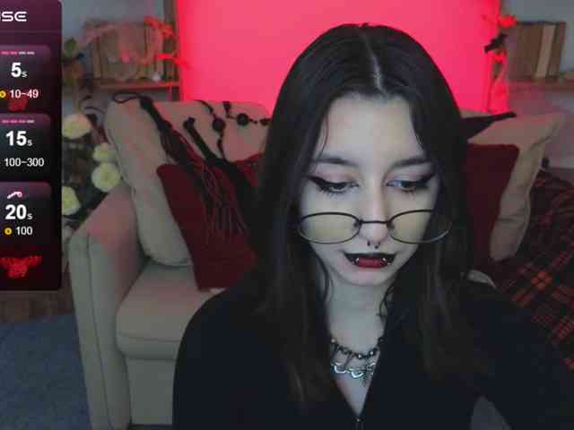 MistressMarcelline webcam