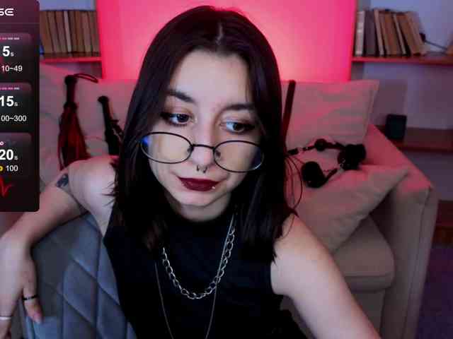 MistressMarcelline webcam