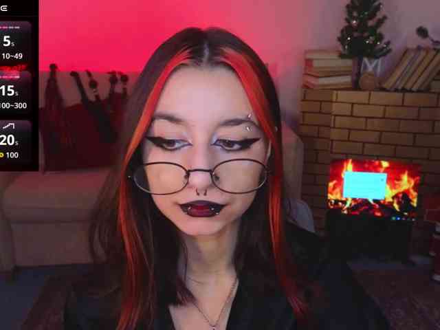 MistressMarcelline webcam