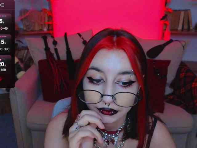 MistressMarcelline webcam