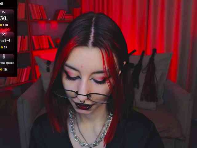 MistressMarcelline webcam