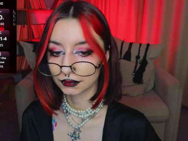 MistressMarcelline webcam