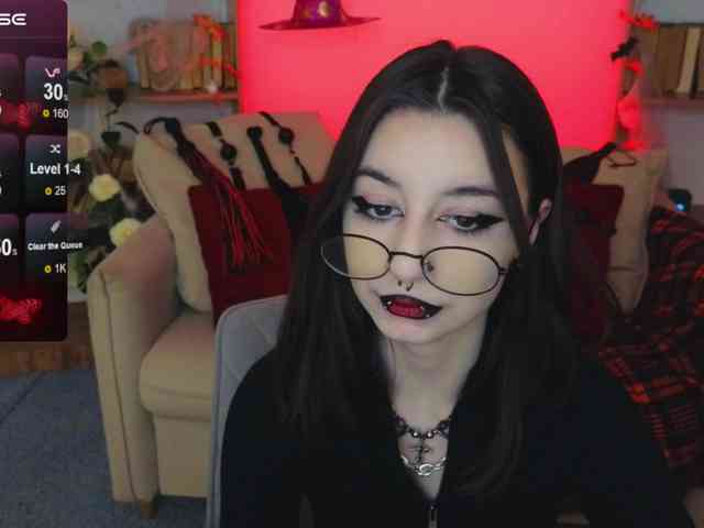 MistressMarcelline webcam