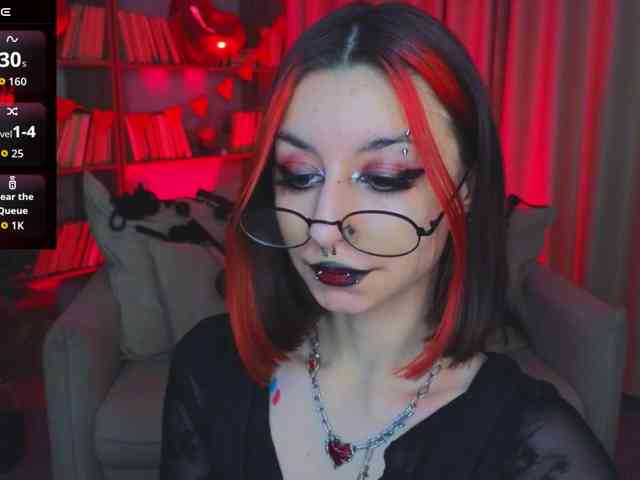 MistressMarcelline webcam