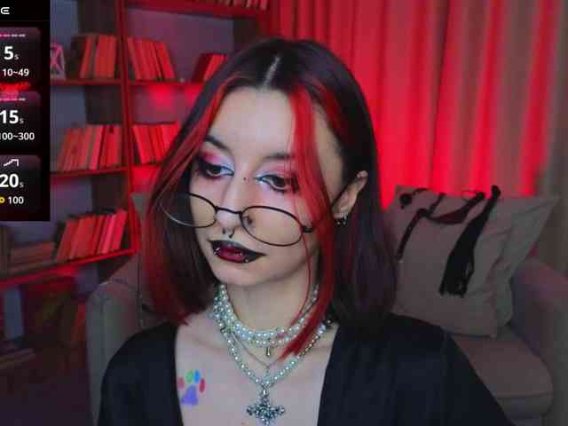 MistressMarcelline webcam