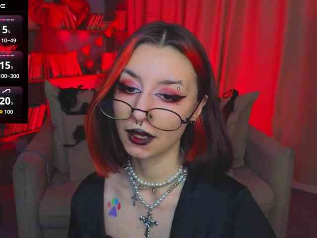 MistressMarcelline webcam