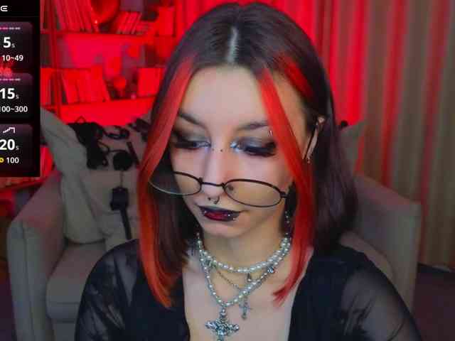 live amateur chat MistressMarcelline