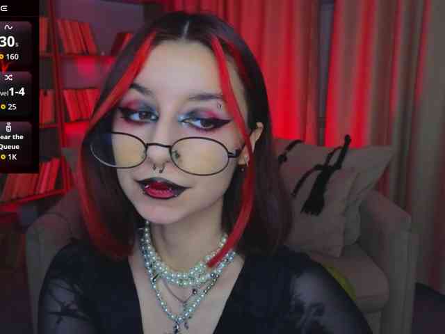 MistressMarcelline webcam