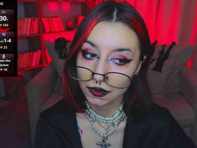 MistressMarcelline webcam