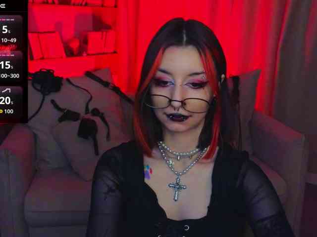 MistressMarcelline webcam