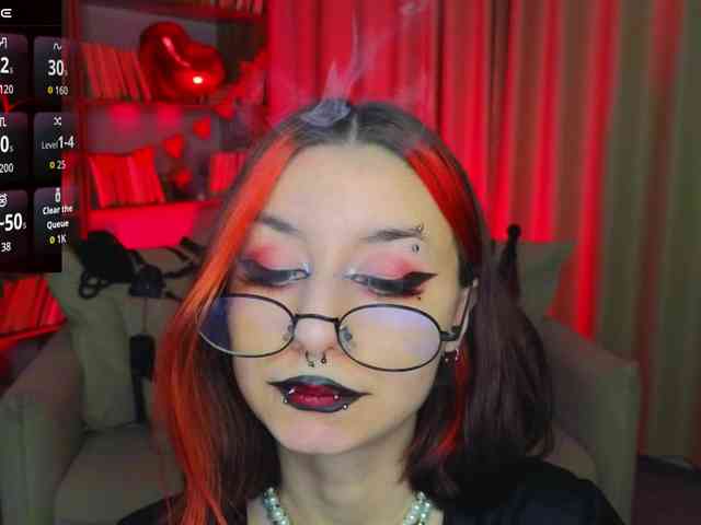 MistressMarcelline webcam