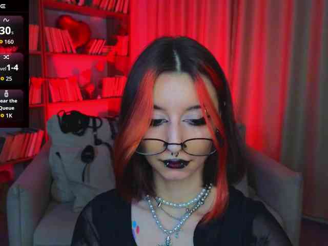 MistressMarcelline webcam