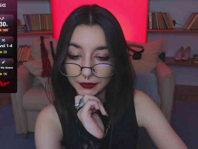 MistressMarcelline webcam