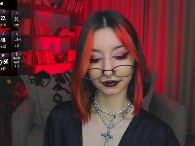 MistressMarcelline webcam