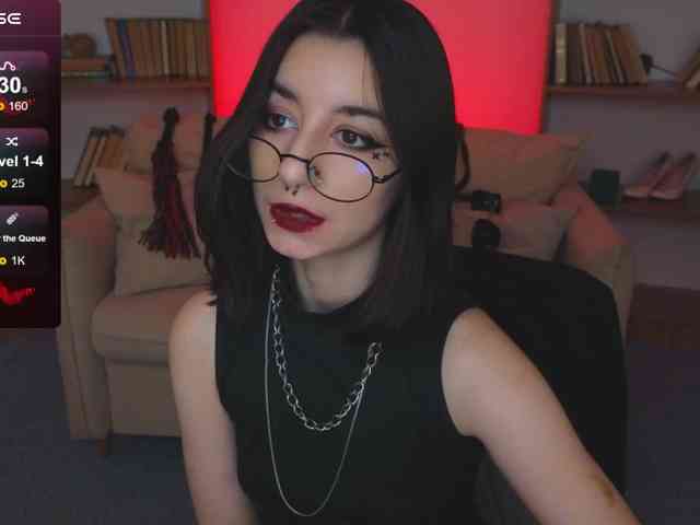 MistressMarcelline webcam