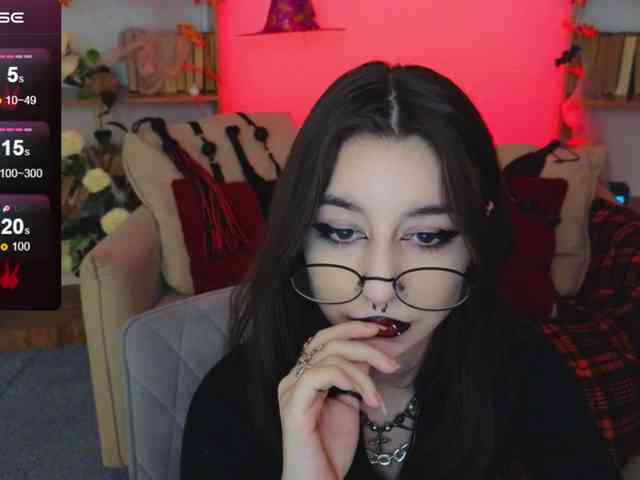 MistressMarcelline webcam