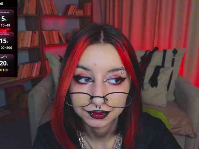 MistressMarcelline webcam