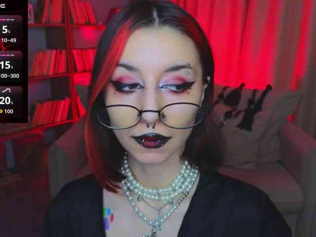 MistressMarcelline webcam