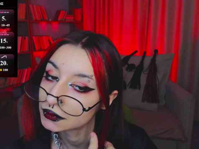MistressMarcelline webcam