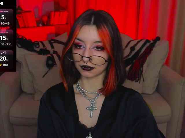 MistressMarcelline webcam