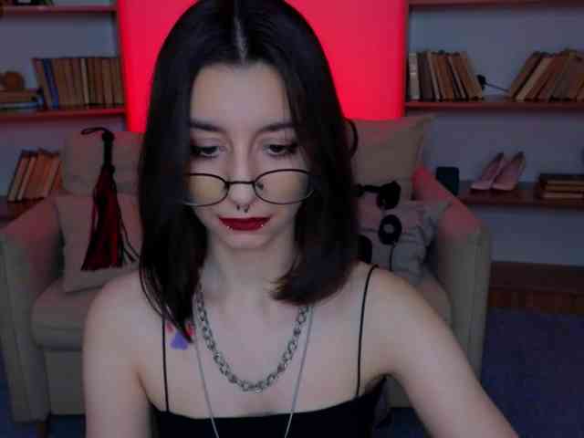 MistressMarcelline webcam